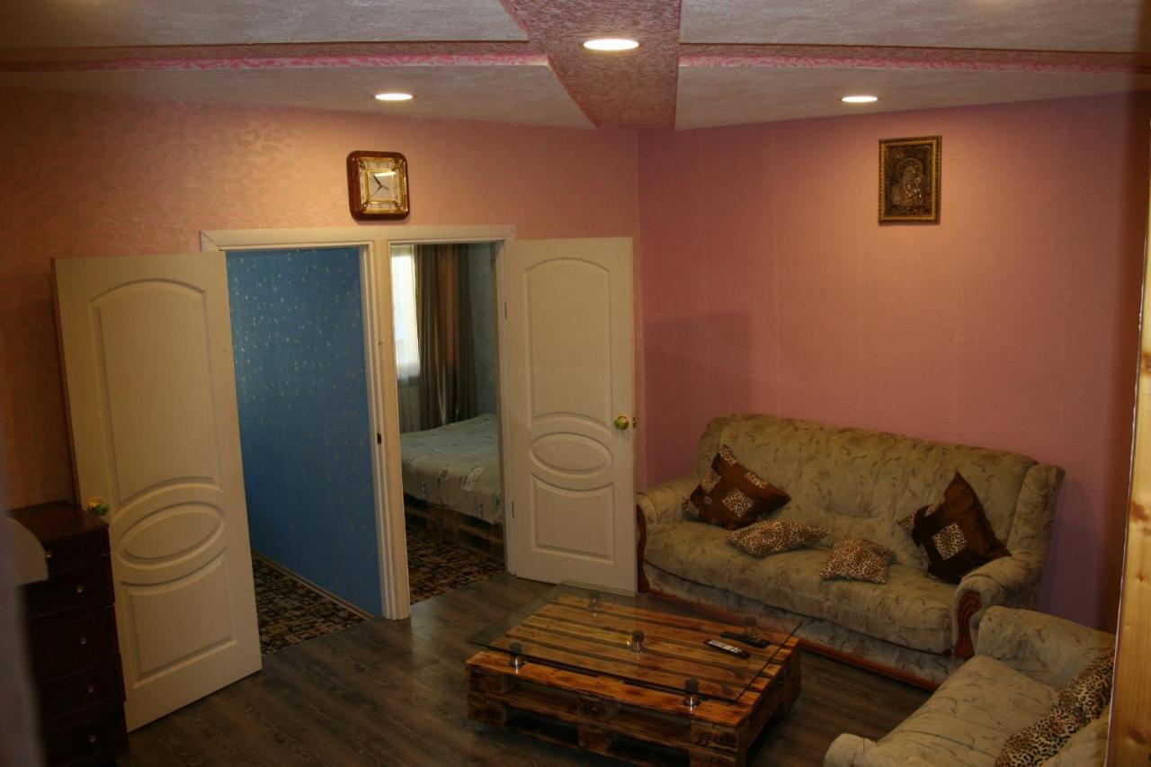 Guest House Nima Borjomi Dış mekan fotoğraf